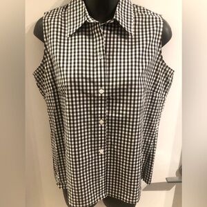 3/$25 LIZ CLAIBORNE 14P, CLASSIC BLACK & WHITE STYLE TOP
